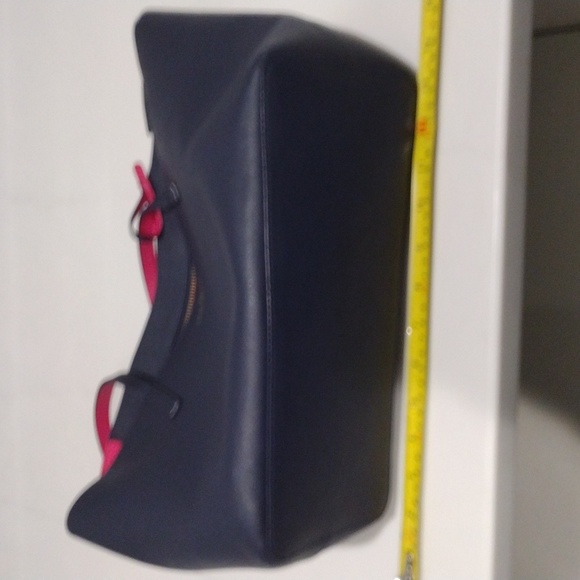 Kate Spade tote - Picture 4 of 7